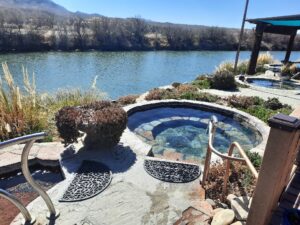 river bend hot spring